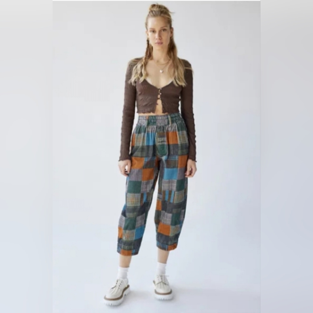 BDG Urban Outfitters Pull-On Corduroy Pants- M